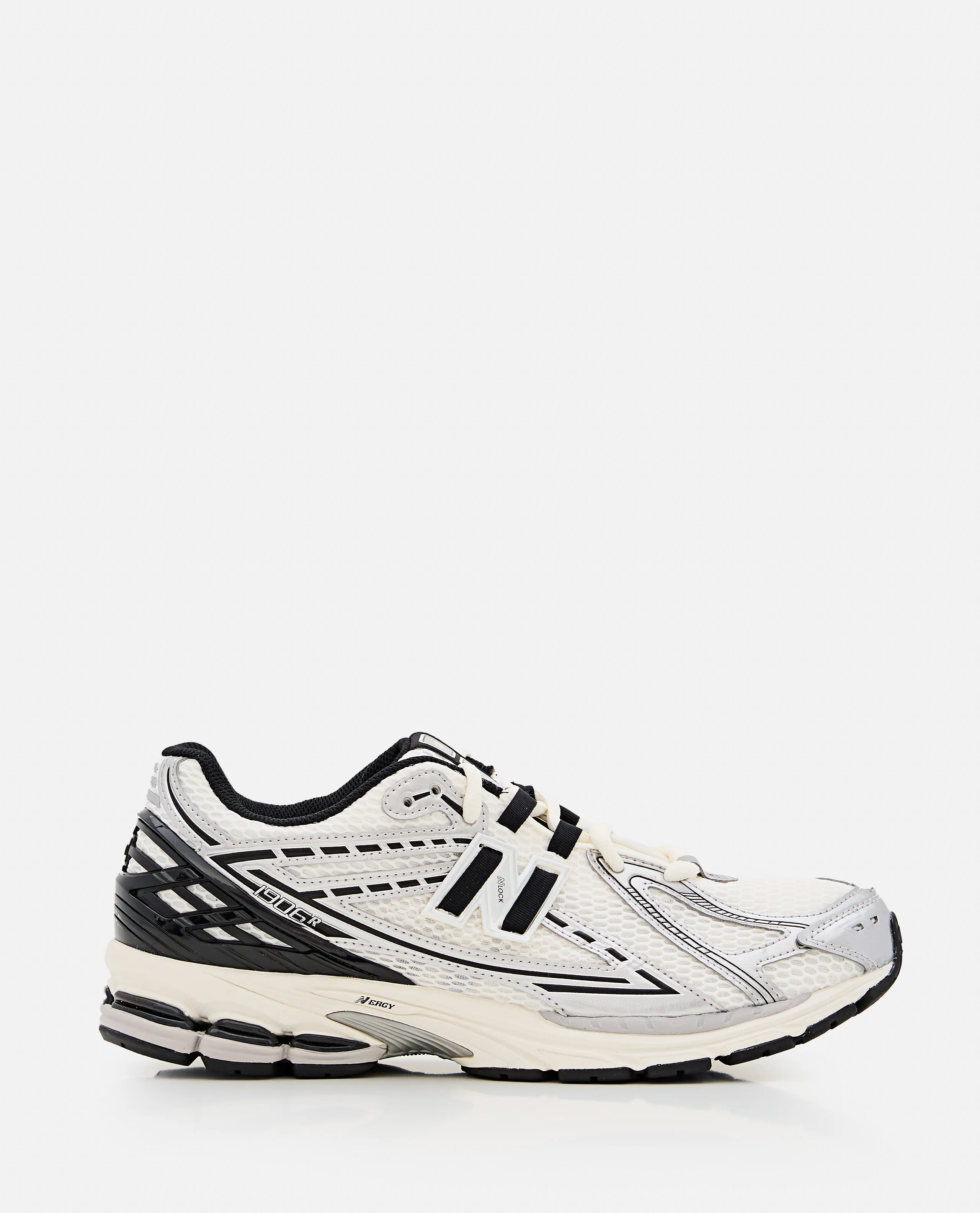 1906 SNEAKERS