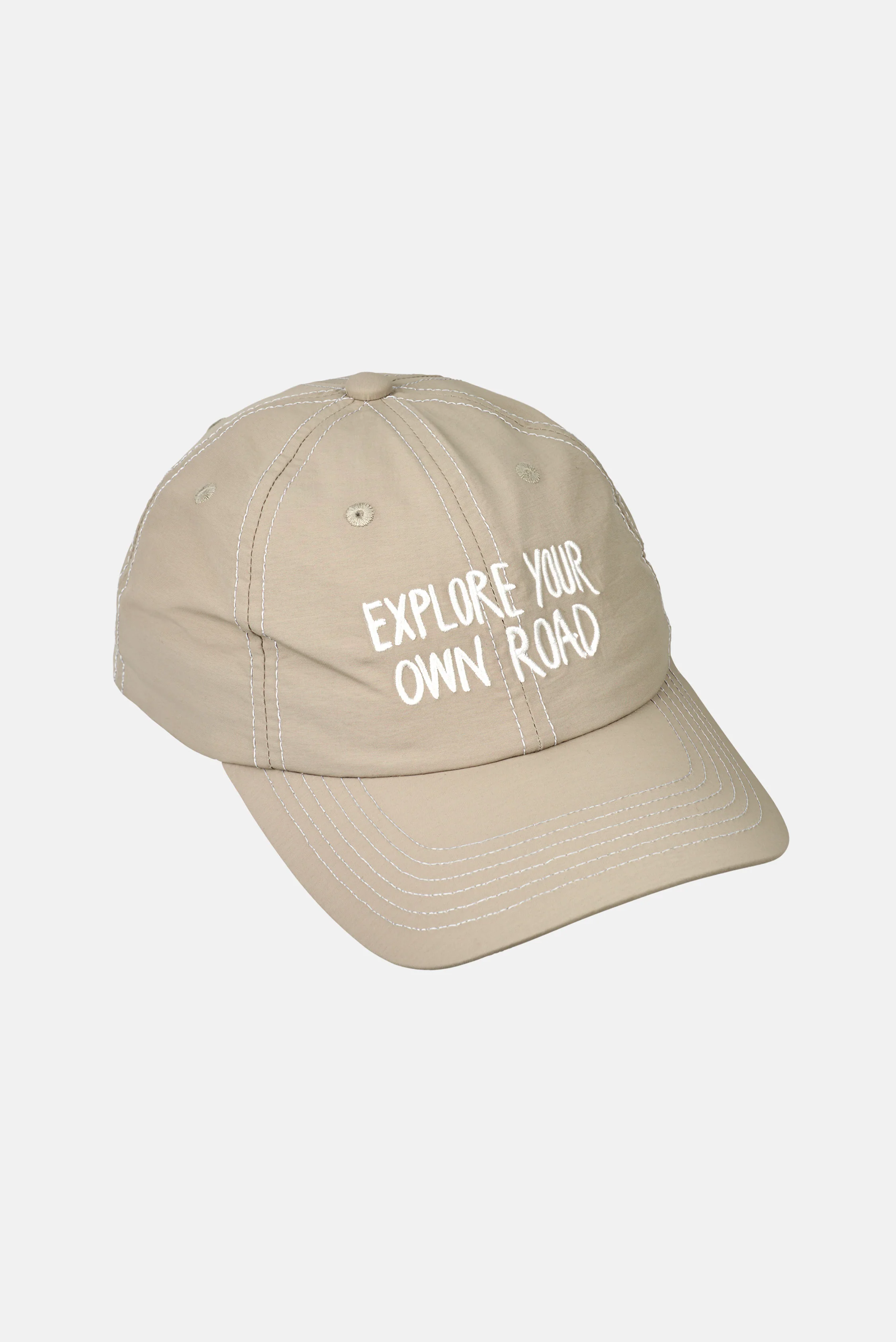 CAPPELLO CON VISIERA