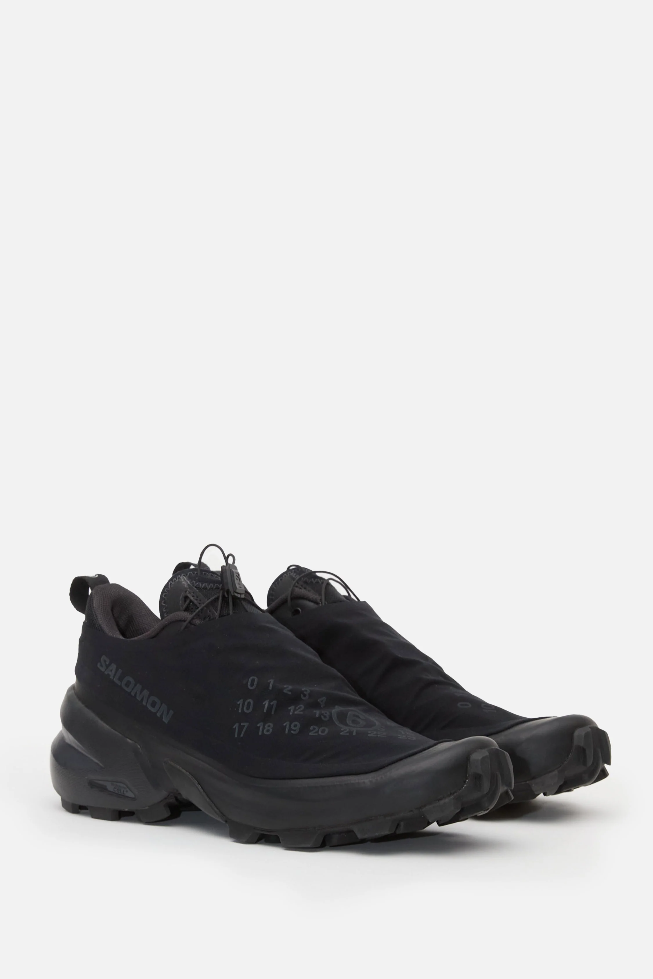 MM6 X SALOMON CROSS DUST SNEAKER
