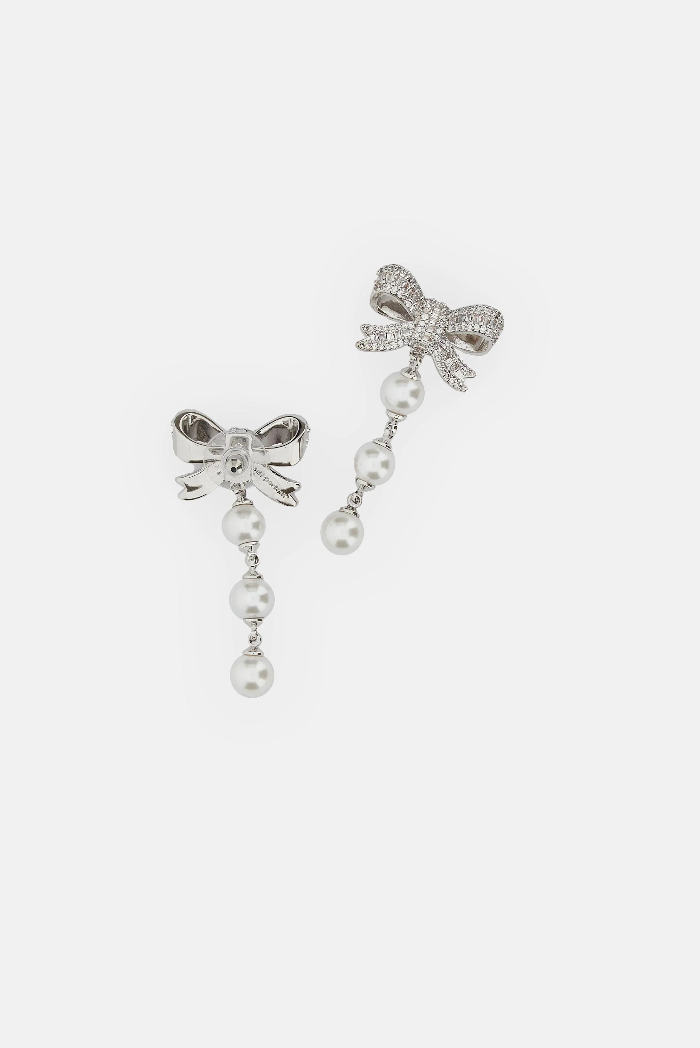 ORECCHINI A FIOCCO CON PERLE PENDENTI - Image 2