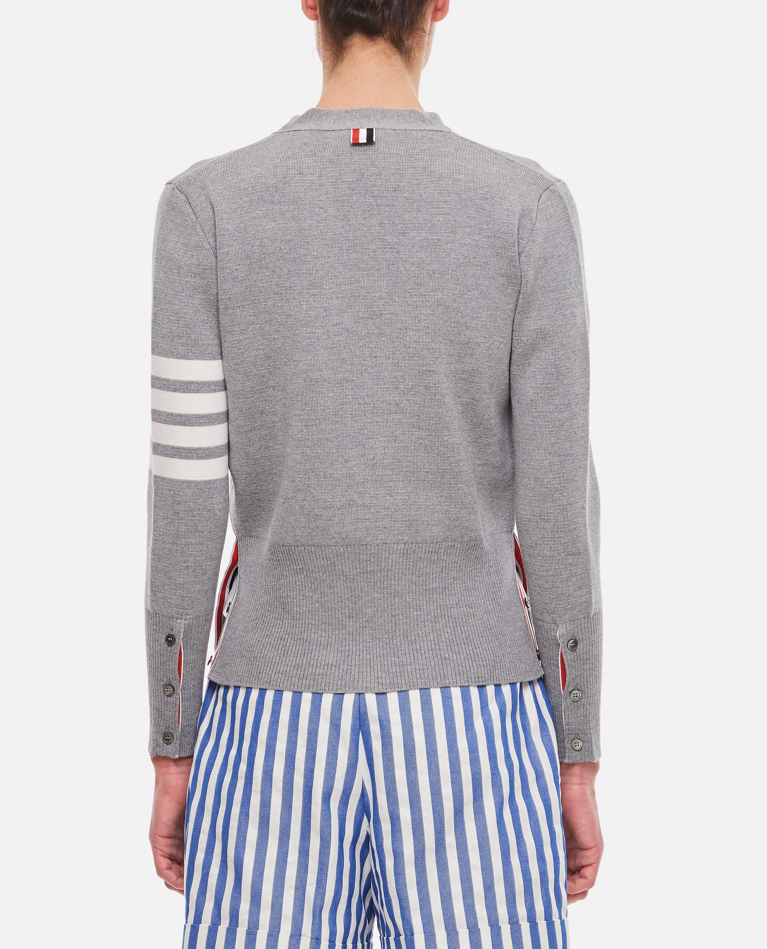 CARDIGAN CON SCOLLO A V IN LANA MERINO - Image 3