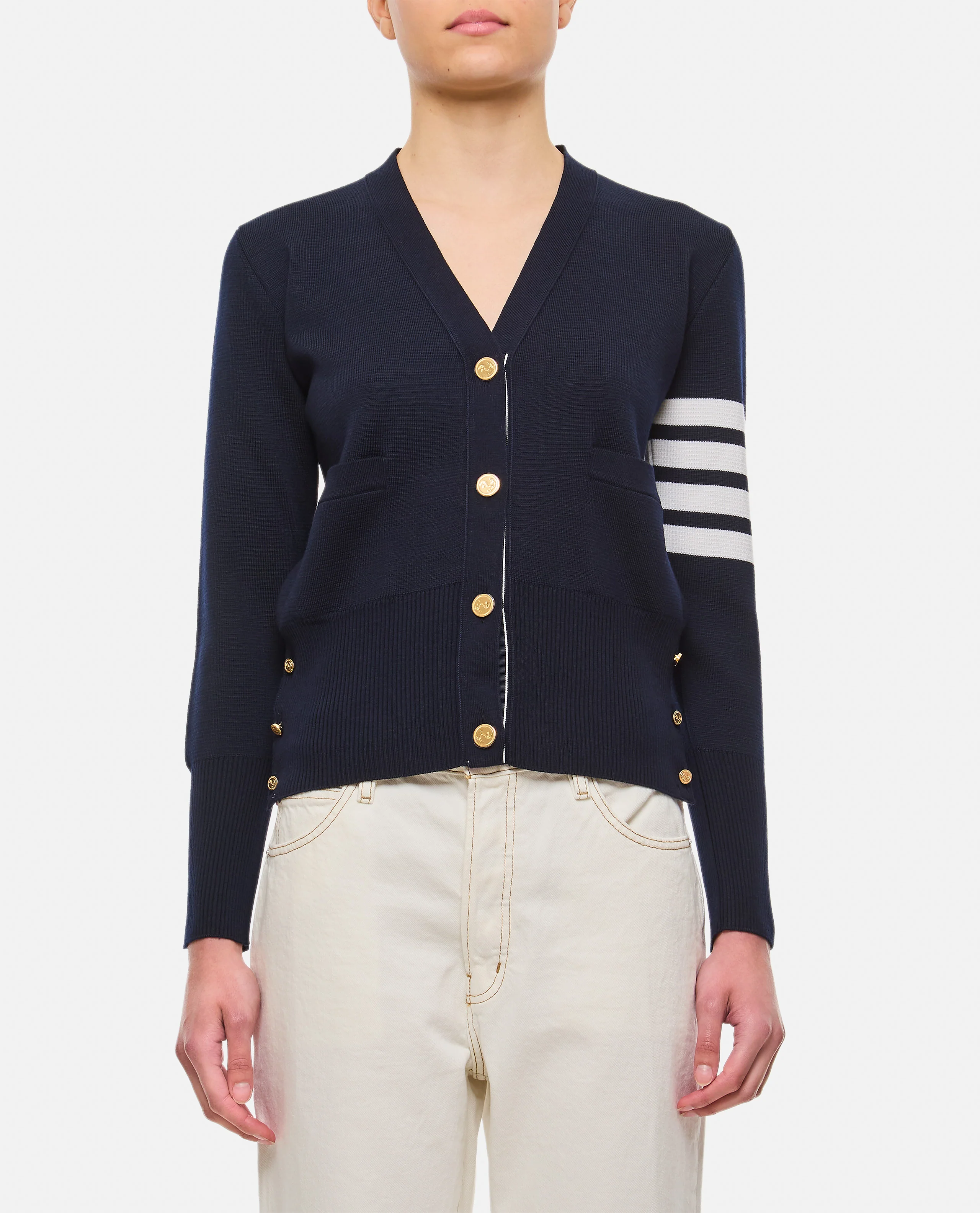 CARDIGAN MILANO CLASSICO SCOLLO V IN FINE LANA MERINO